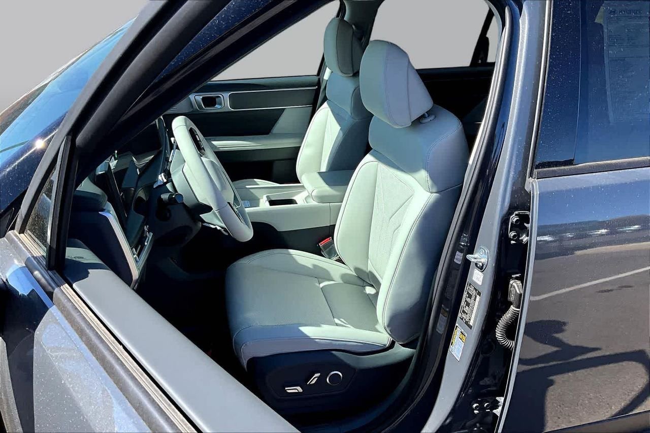 New 2026 Ecotronic Gray Hyundai SEL image 9