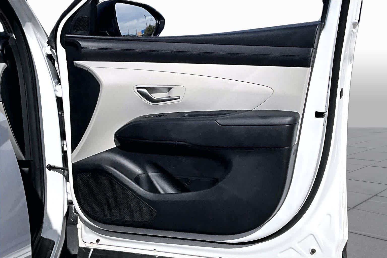 Used 2025 Serenity White Pearl Hyundai SEL image 22