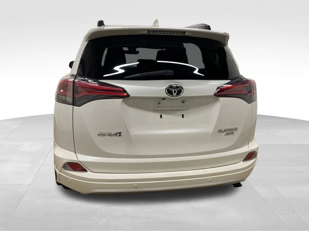 Used 2017 White Toyota Platinum image 5