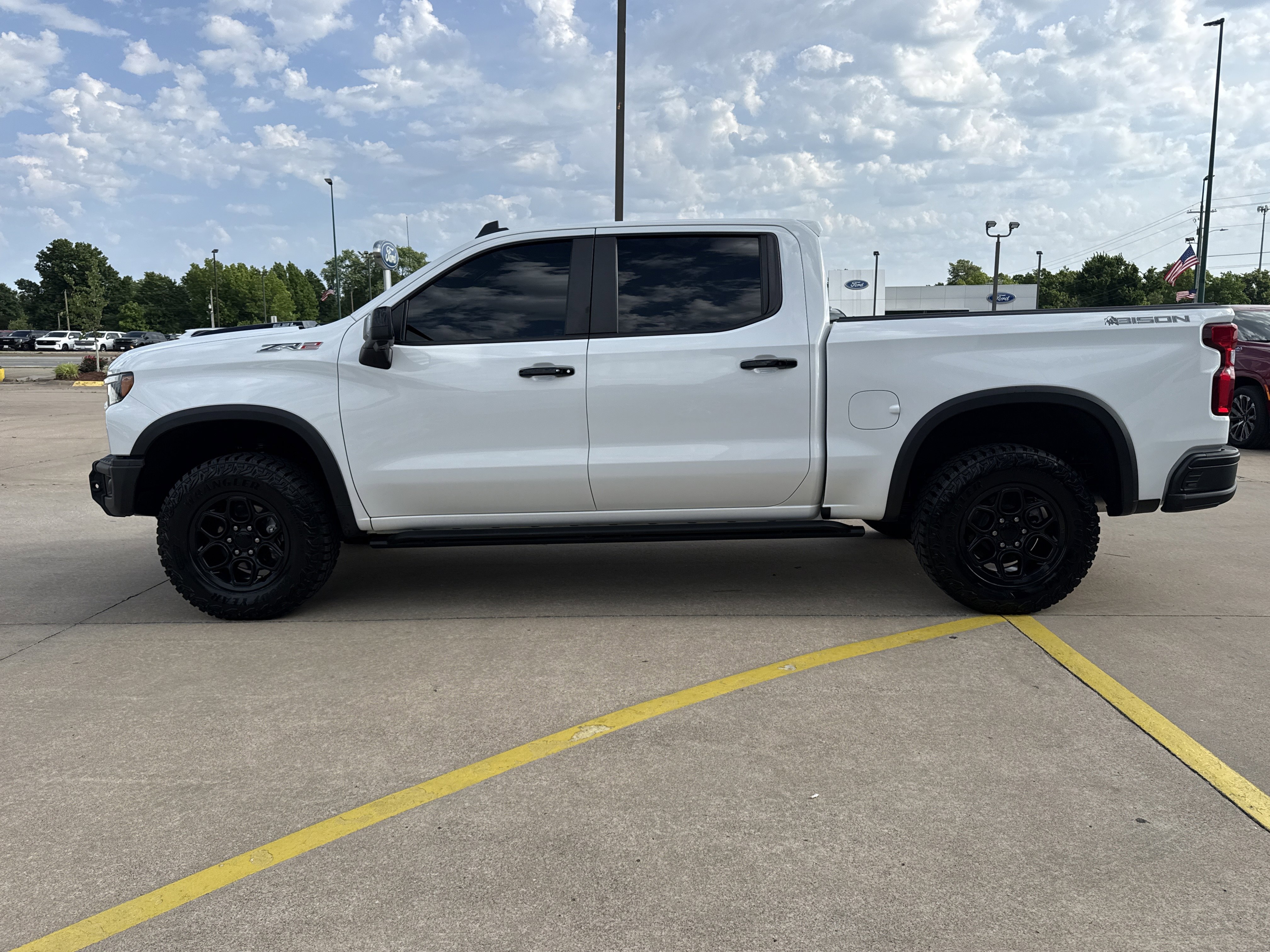 Used 2023 Summit White Chevrolet ZR2 image 9