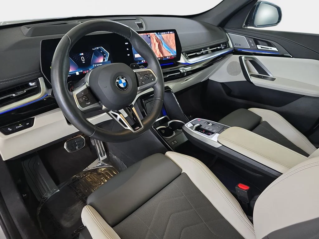 Used 2026 Space Silver Metallic BMW xDrive28i image 19