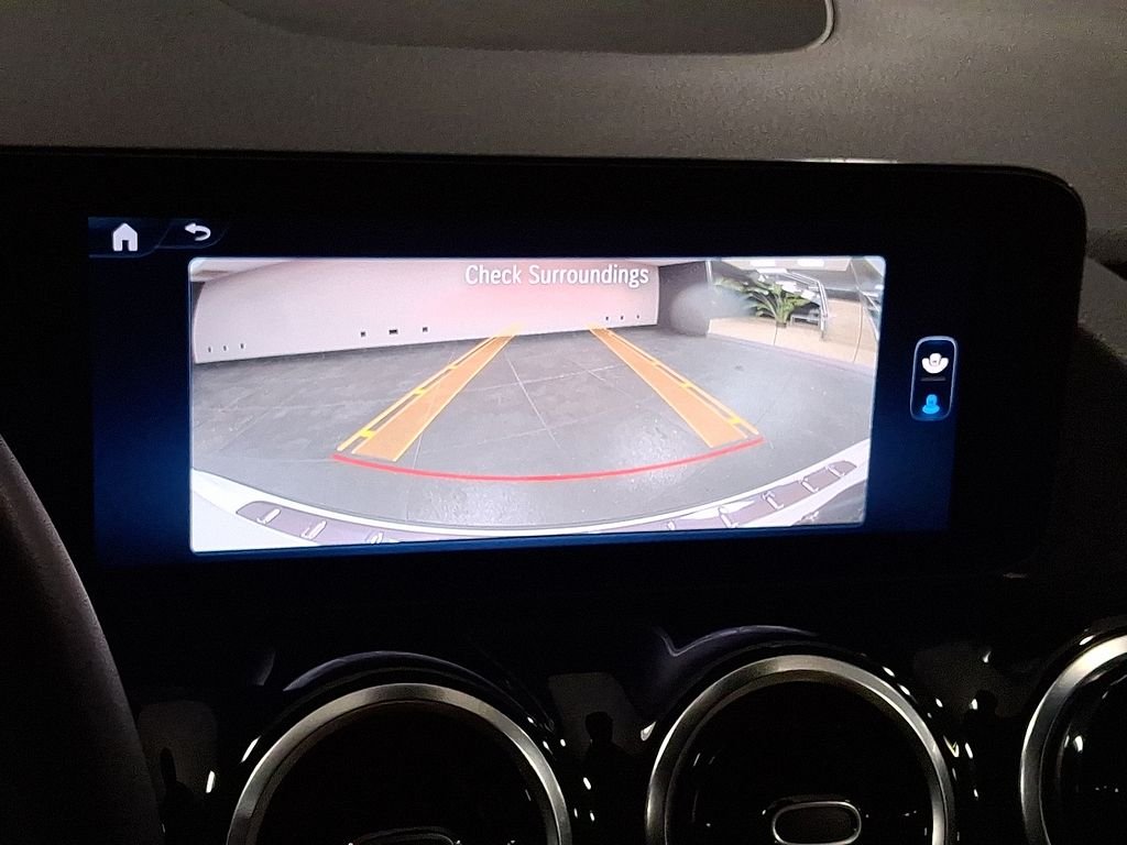 Certified Used 2025 White Mercedes-Benz GLA 250 image 17
