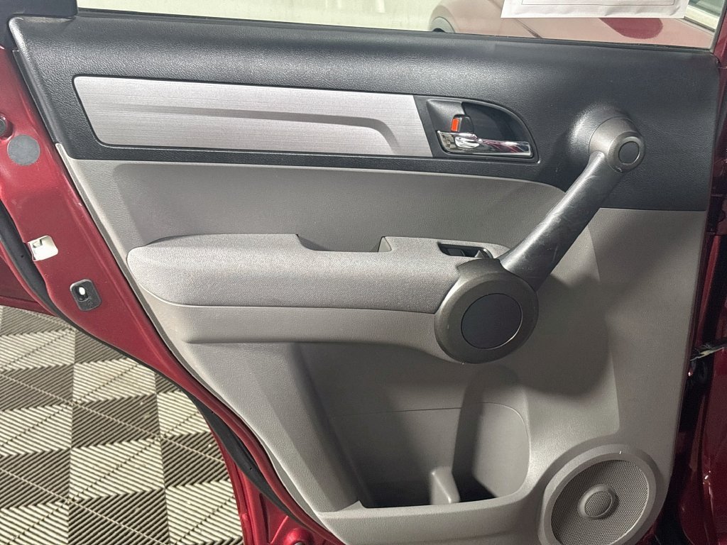 Used 2011 Tango Red Pearl Honda LX image 17