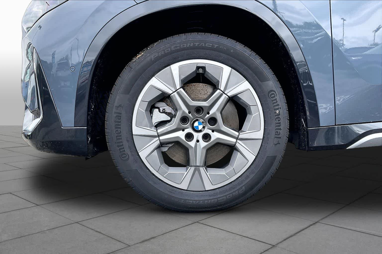 Used 2026 Storm Bay Metallic BMW xDrive28i image 11