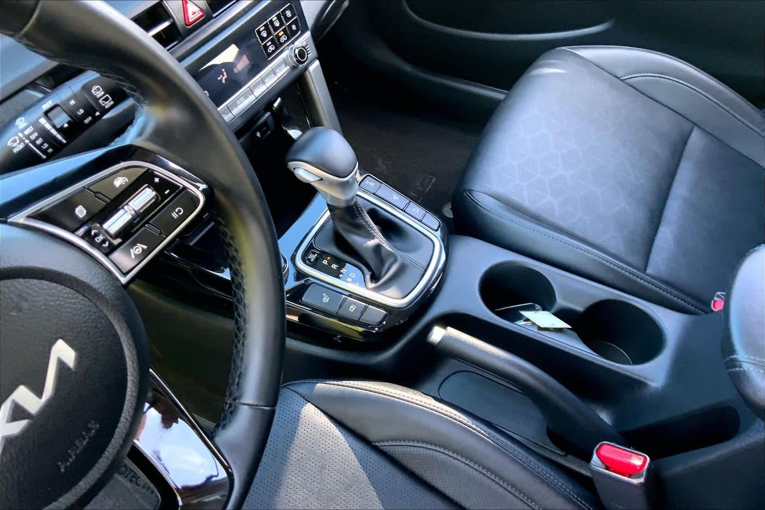 Used 2024 Fusion Black Kia EX image 17