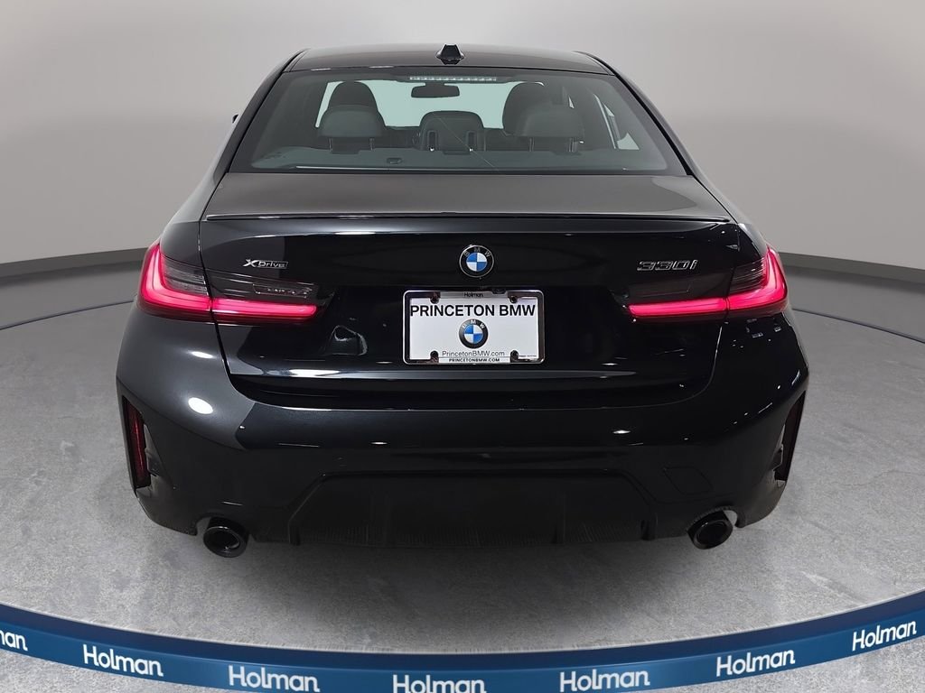 New 2026 Black Sapphire Metallic BMW 330i xDrive image 6