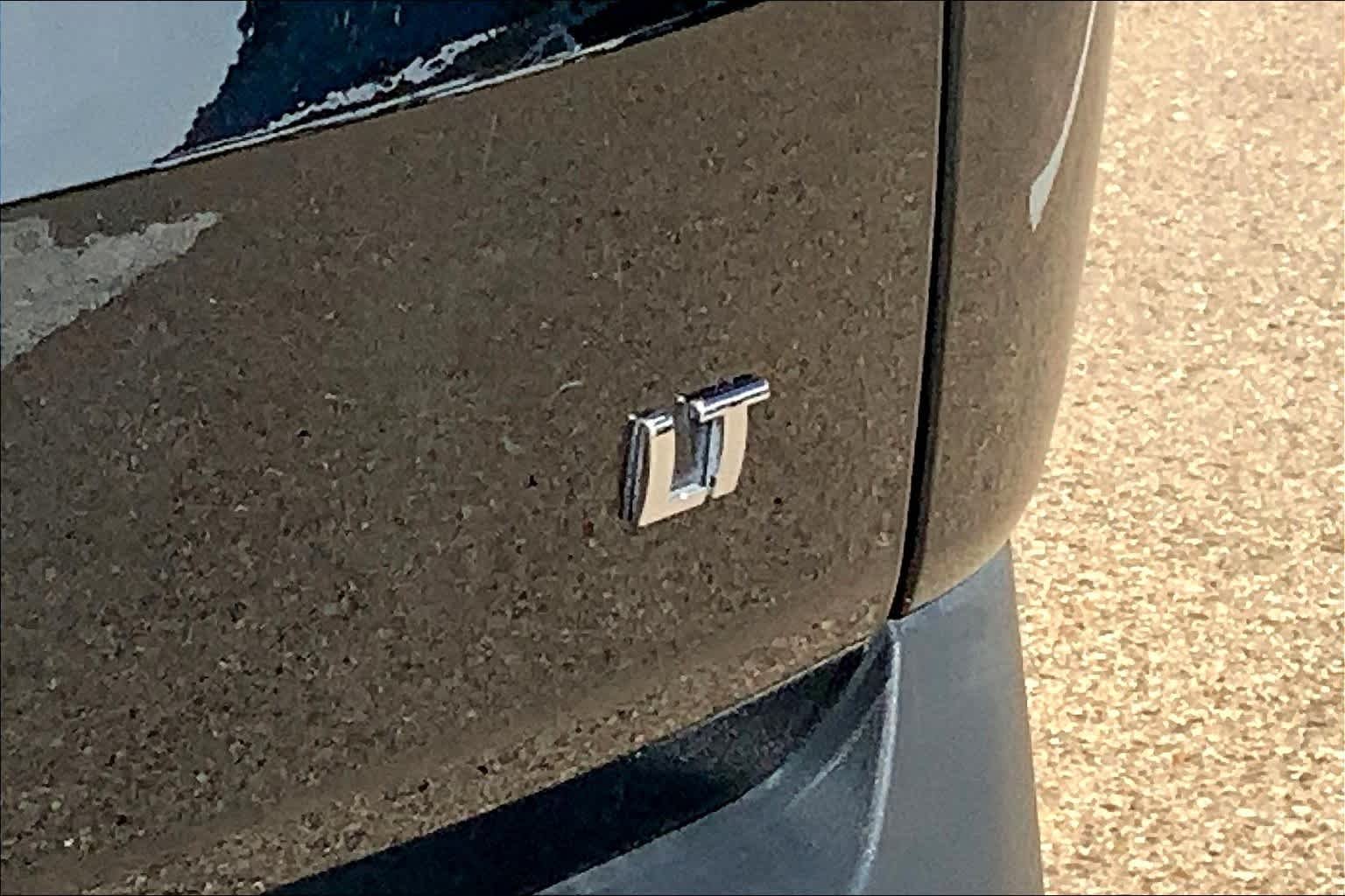 Used 2019 MOSAIC BLACK METALLIC Chevrolet LT Cloth image 10