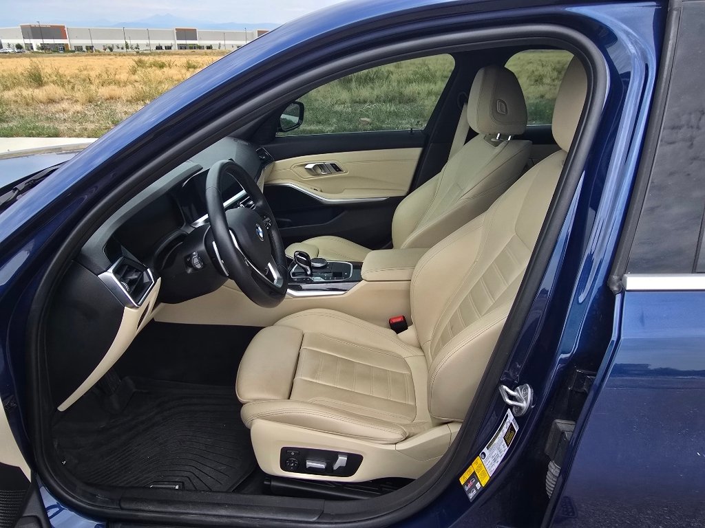 Used 2021 Phytonic Blue Metallic BMW 330e xDrive image 12