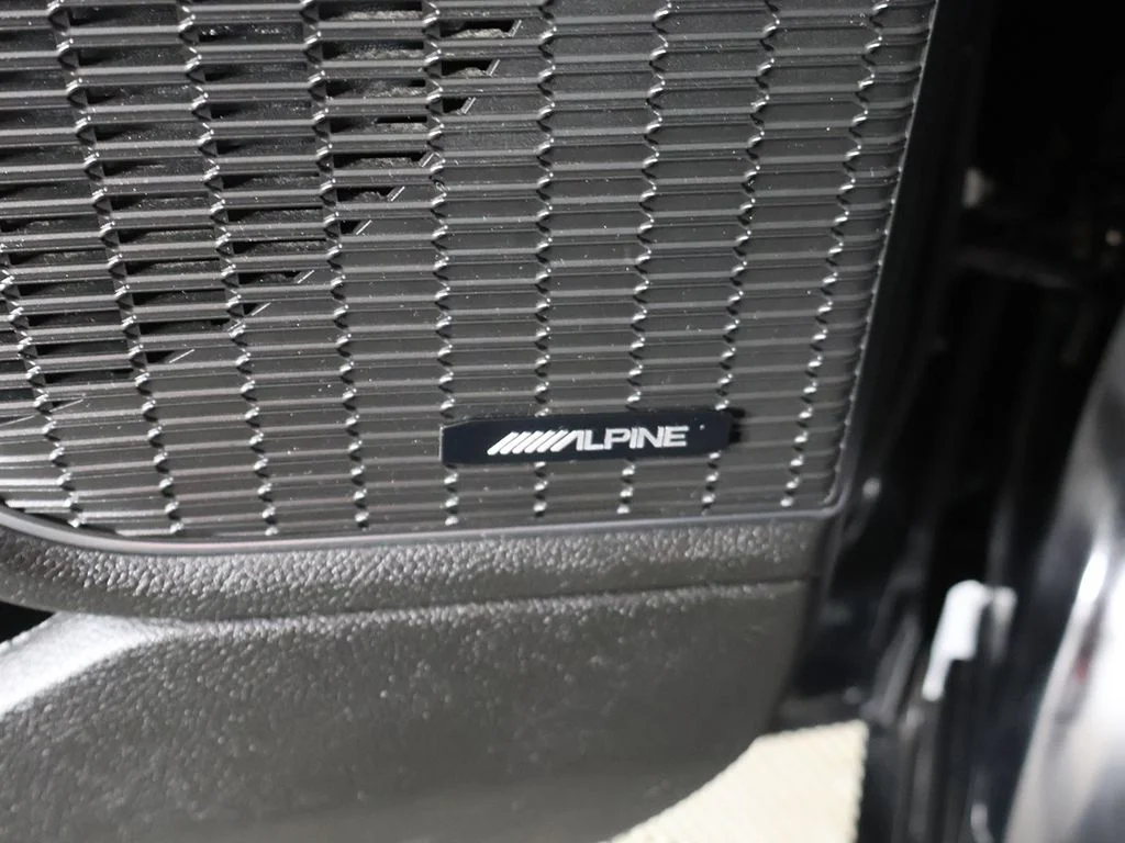 Used 2023 Black Jeep Summit image 38