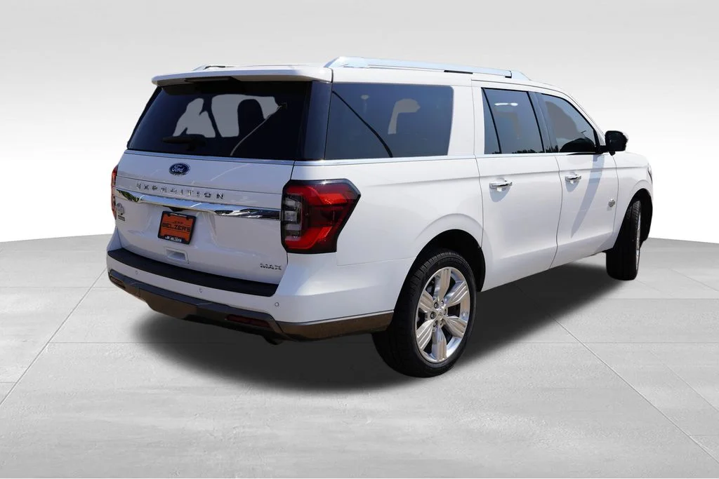 Used 2023 White Ford King Ranch image 5