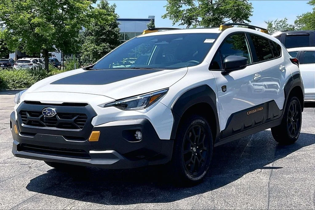 Used 2025 White Subaru Wilderness image 15