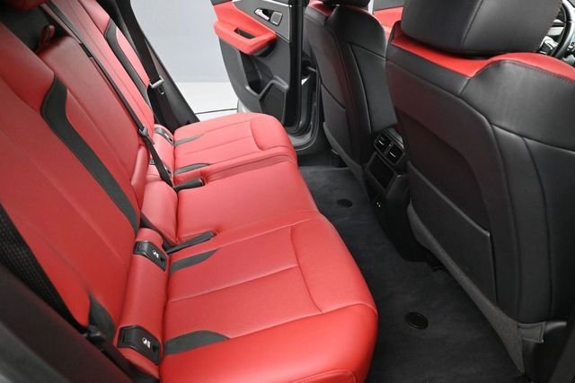 Used 2024  Acura Base image 17
