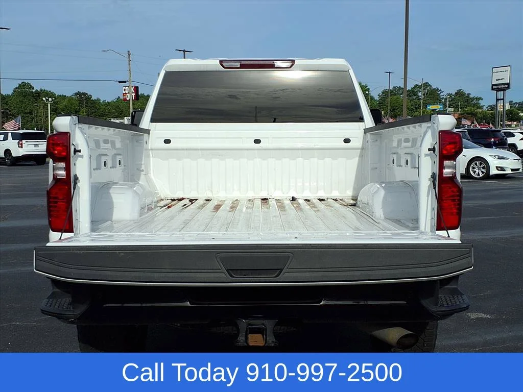 Used 2025 Summit White Chevrolet Custom image 22