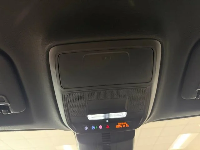 New 2026 Summit White GMC Elevation image 18