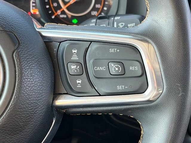 Used 2024 Silver Jeep Sahara image 18