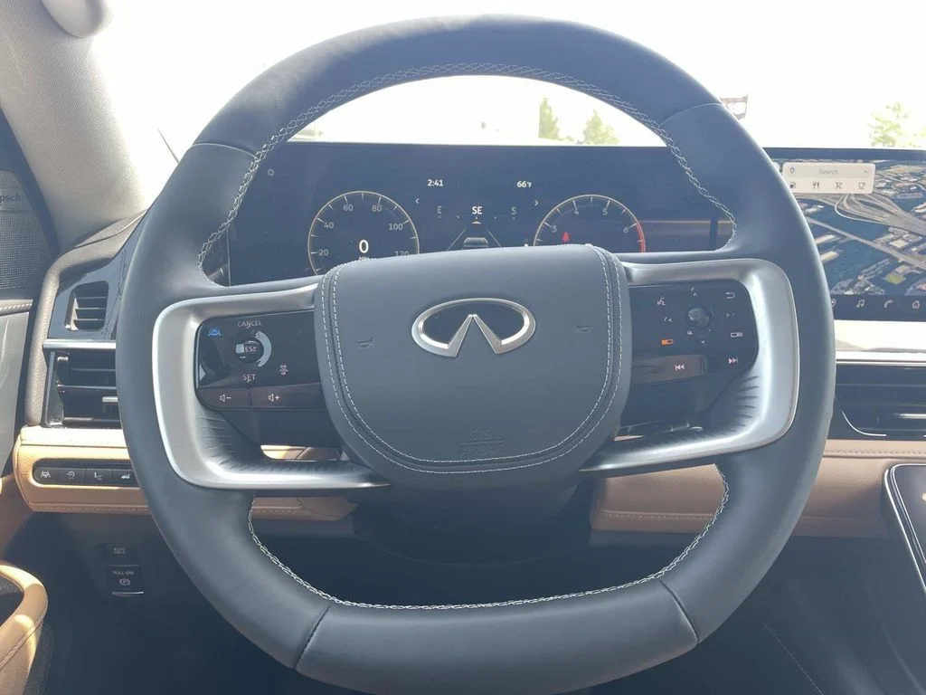 Used 2025 White INFINITI SENSORY image 25