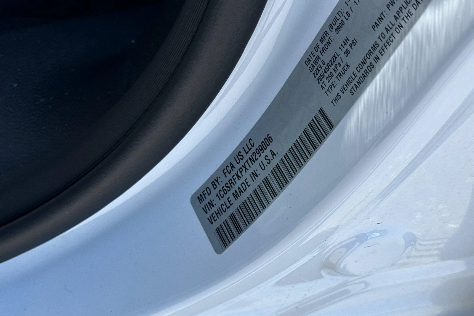 New 2026 Bright White Clear-Coat Exterior Paint RAM Tungsten image 27