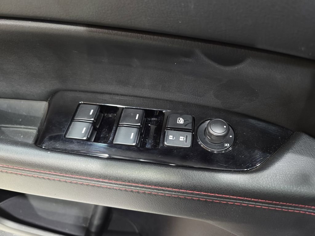 Used 2025 Gray Mazda 2.5 S Carbon Edition image 30
