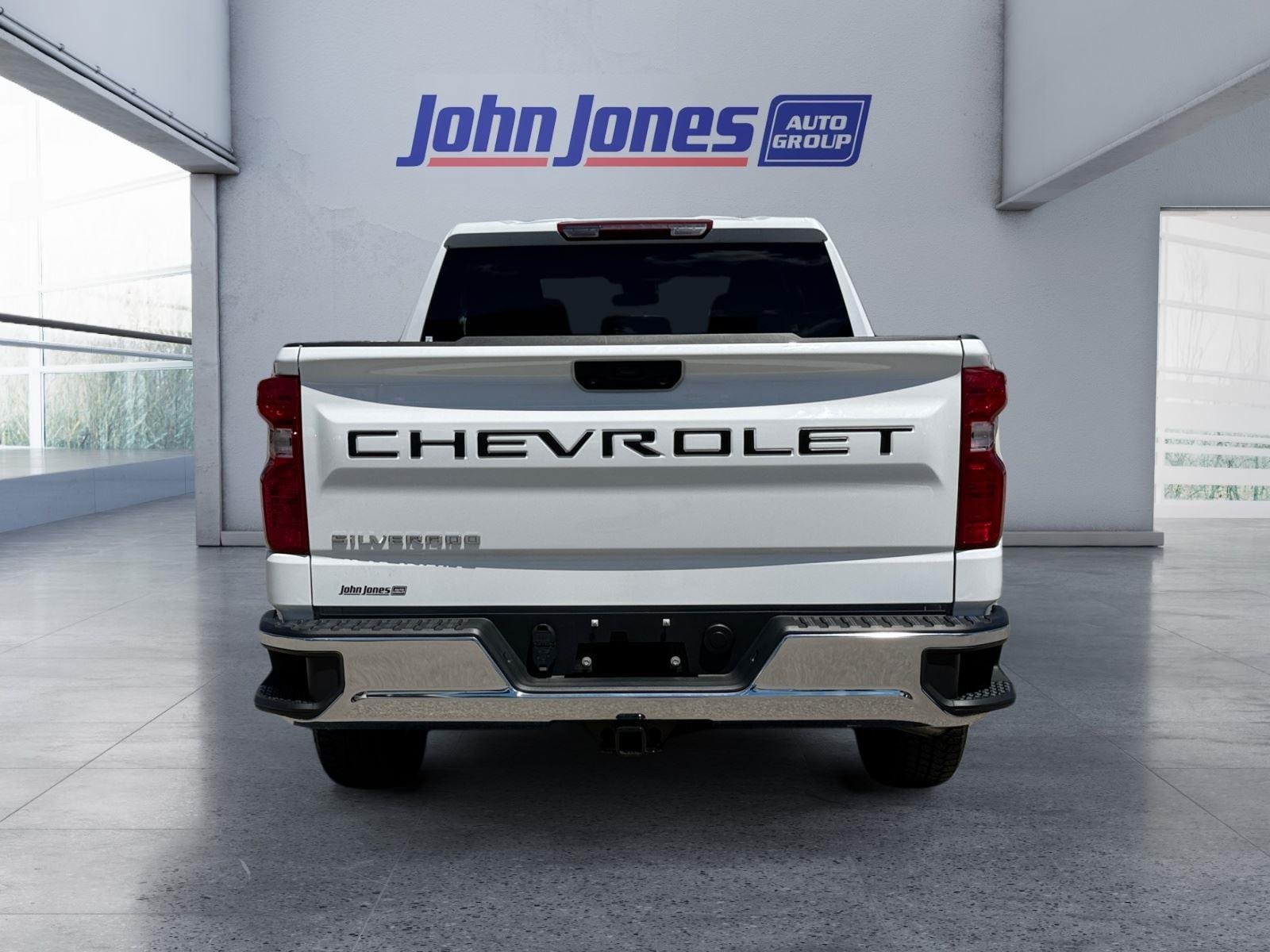 Used 2025 Summit White Chevrolet Work Truck image 4