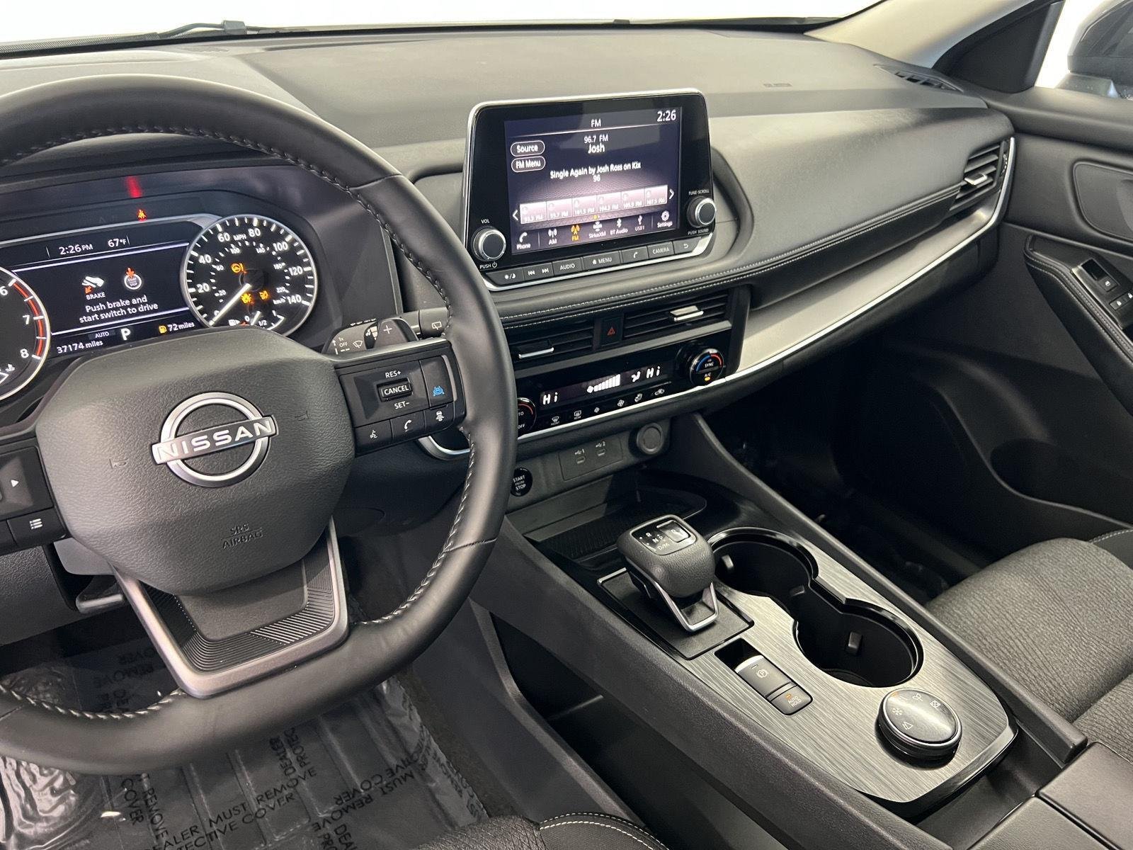2025 Nissan Rogue SV - Photo 20