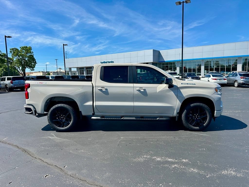 New 2026 White Sands Chevrolet RST image 2