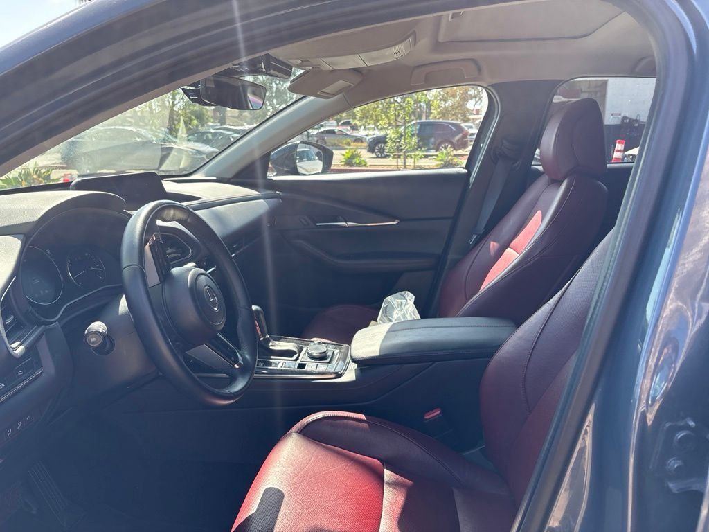 Used 2025 Gray Metallic Mazda 2.5 S Carbon Edition image 12
