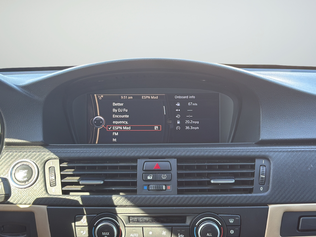 Used 2011  BMW Base image 12