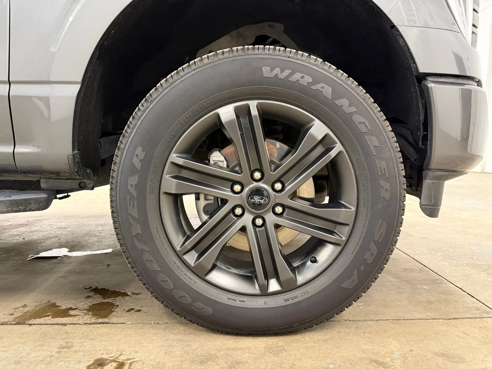 Used 2022 Gray Ford XLT image 27