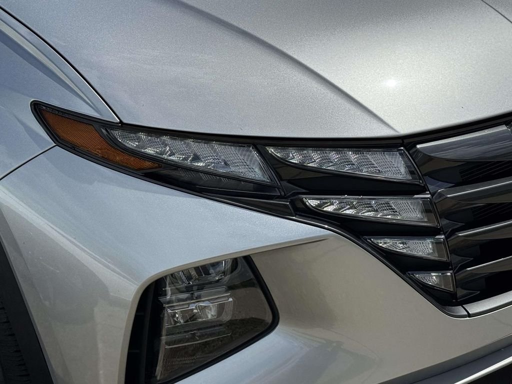 Used 2023 Silver Hyundai SEL image 6