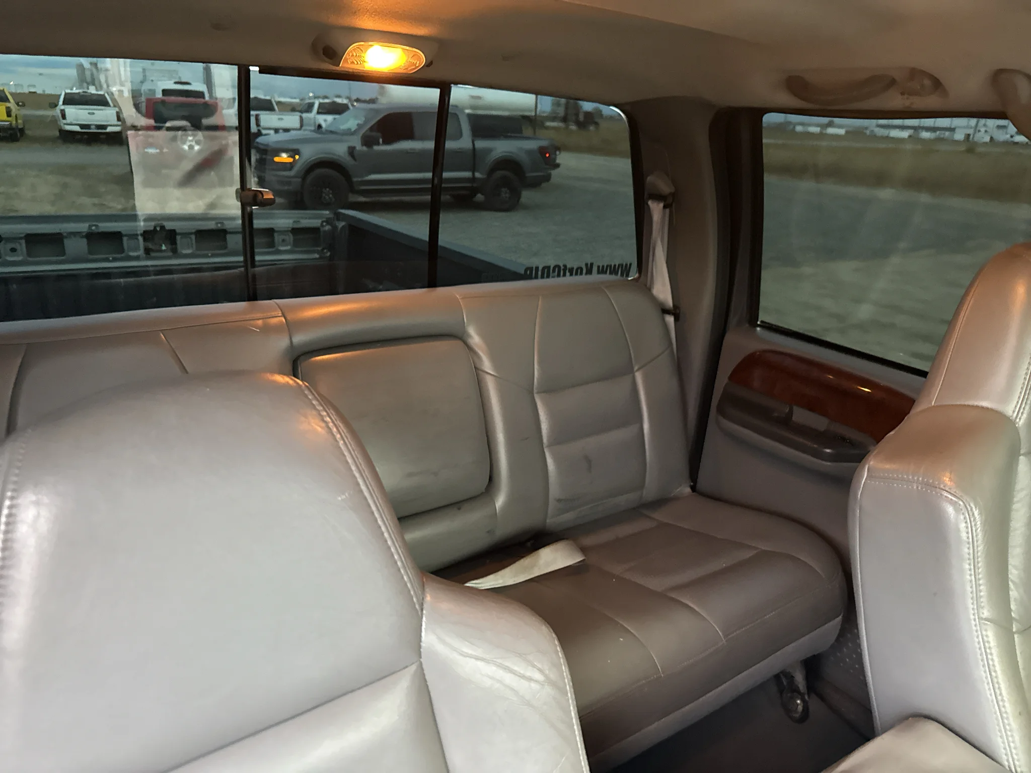 Used 2003 Oxford White Clearcoat Ford Lariat image 13