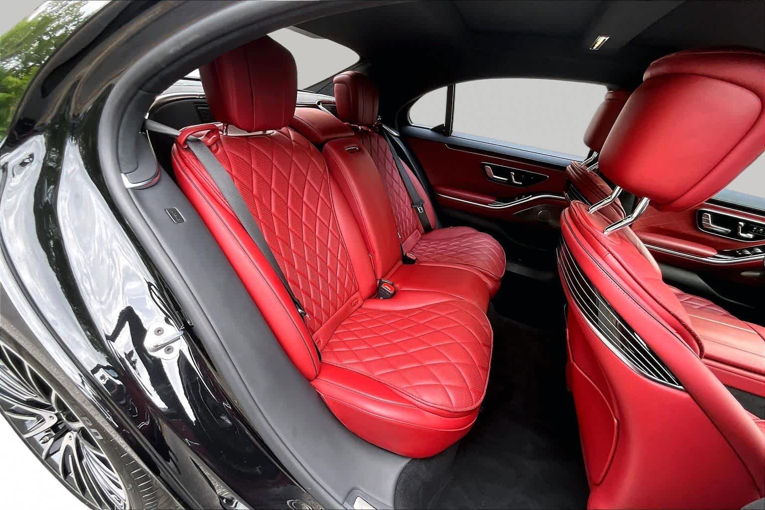Used 2023 Obsidian Black Mercedes-Benz S 580 image 20