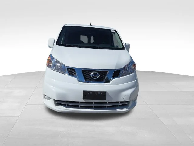Used 2020 White Nissan SV image 9