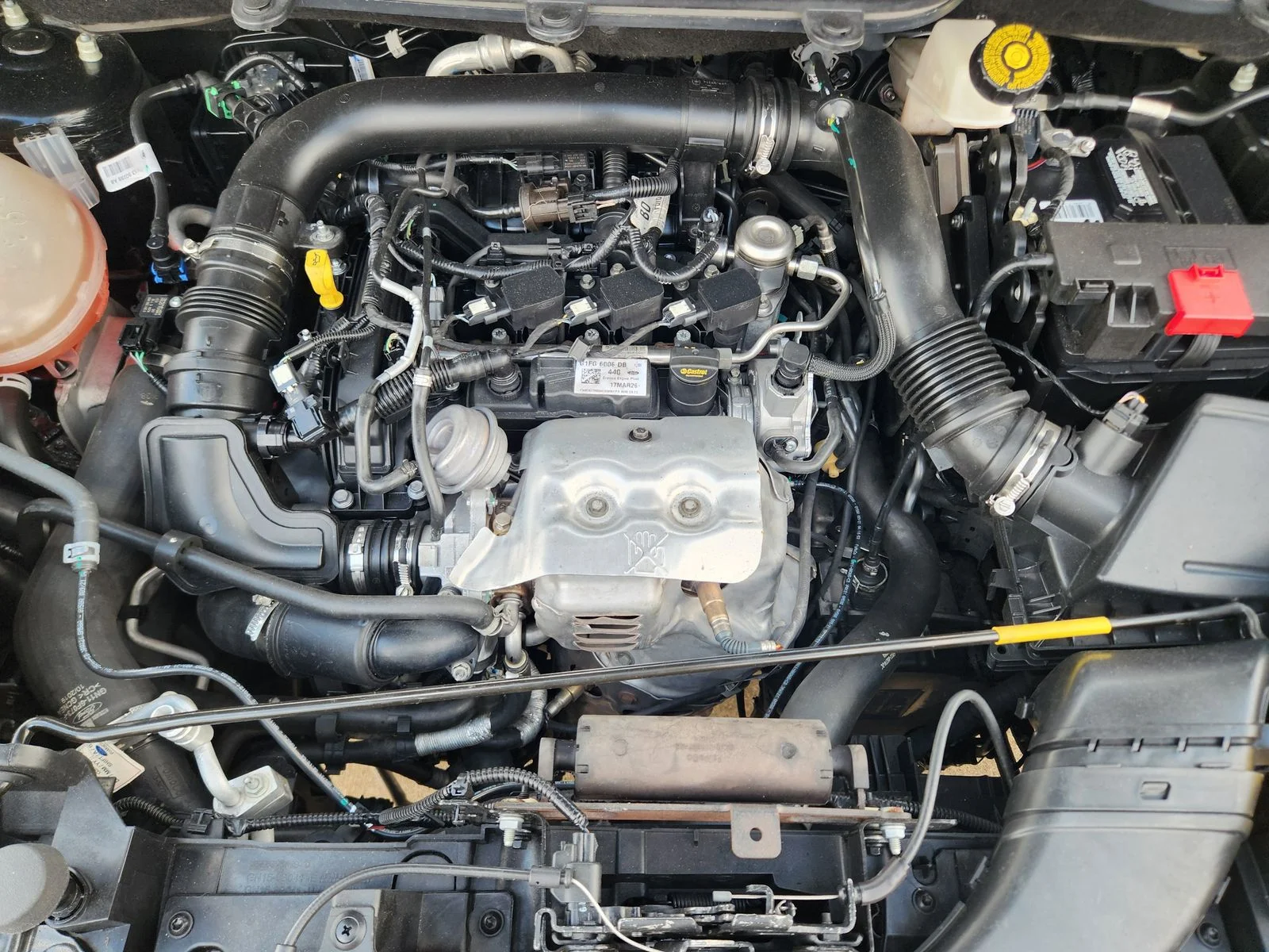 Used 2020 Black Ford SE image 30