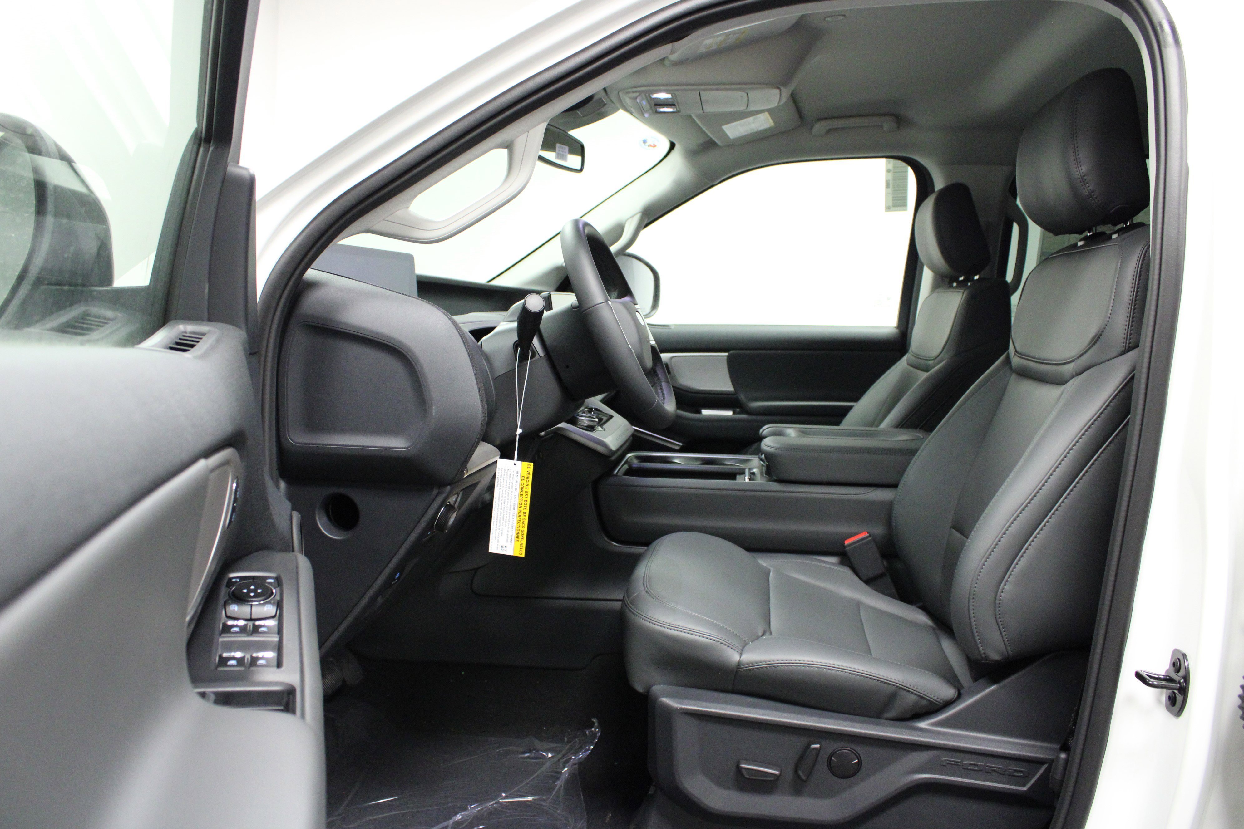 New 2026 Star White Metallic Tri-Coat Ford Active image 12