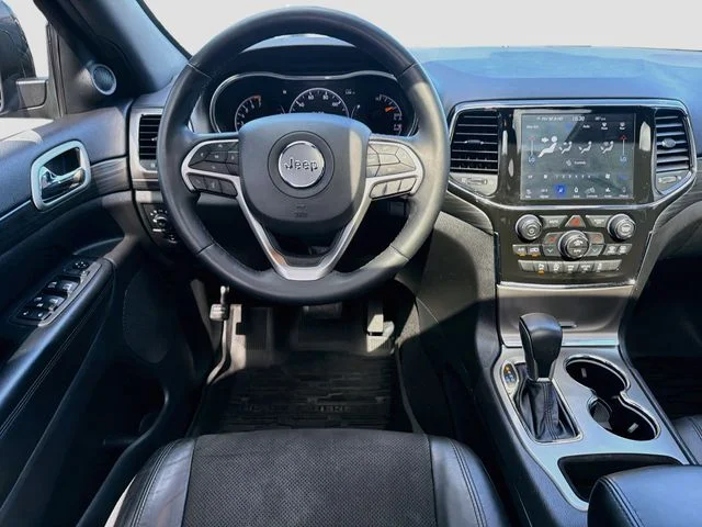 Used 2019 Gray Jeep Altitude image 24