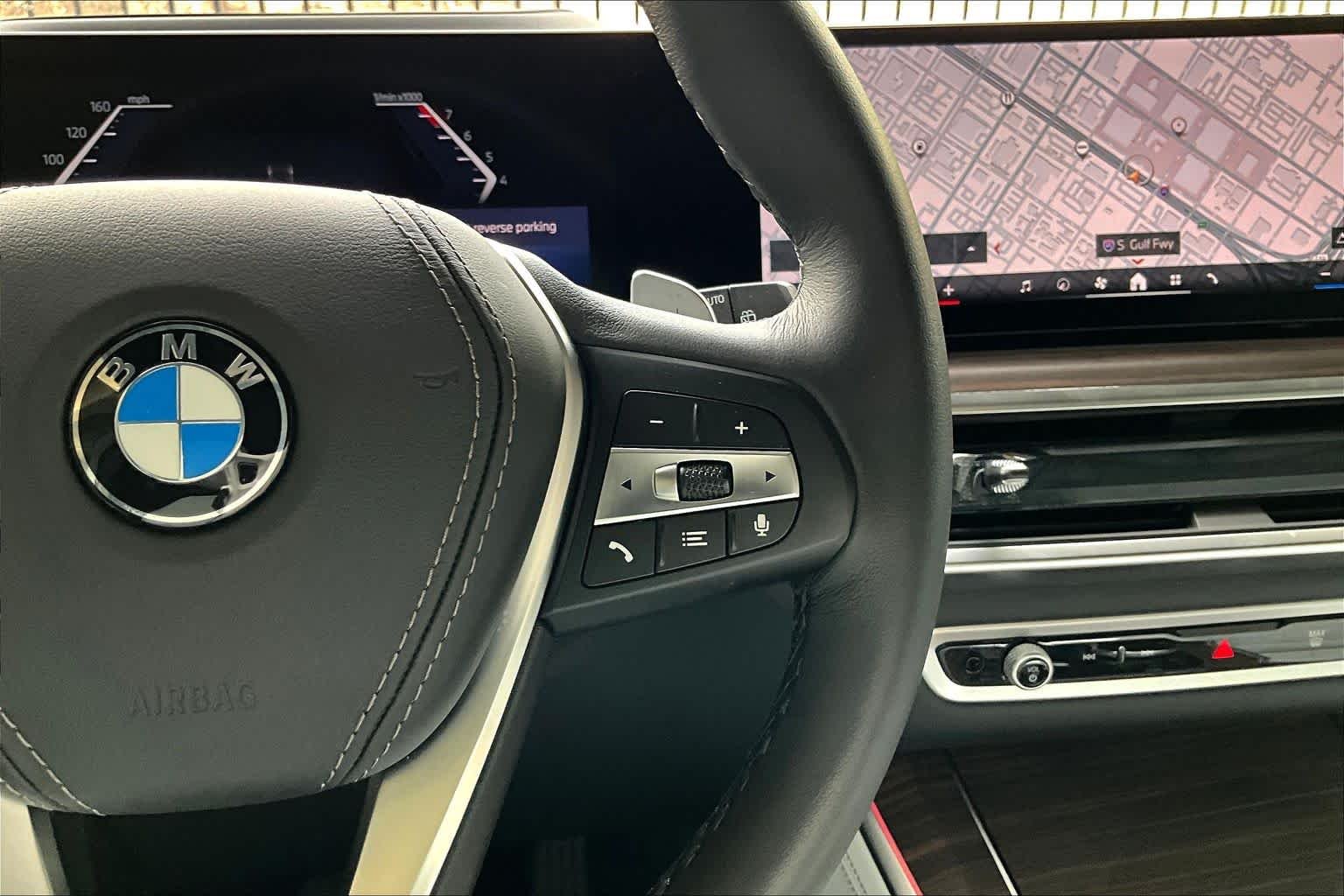 Used 2026 Alpine White BMW sDrive40i image 34