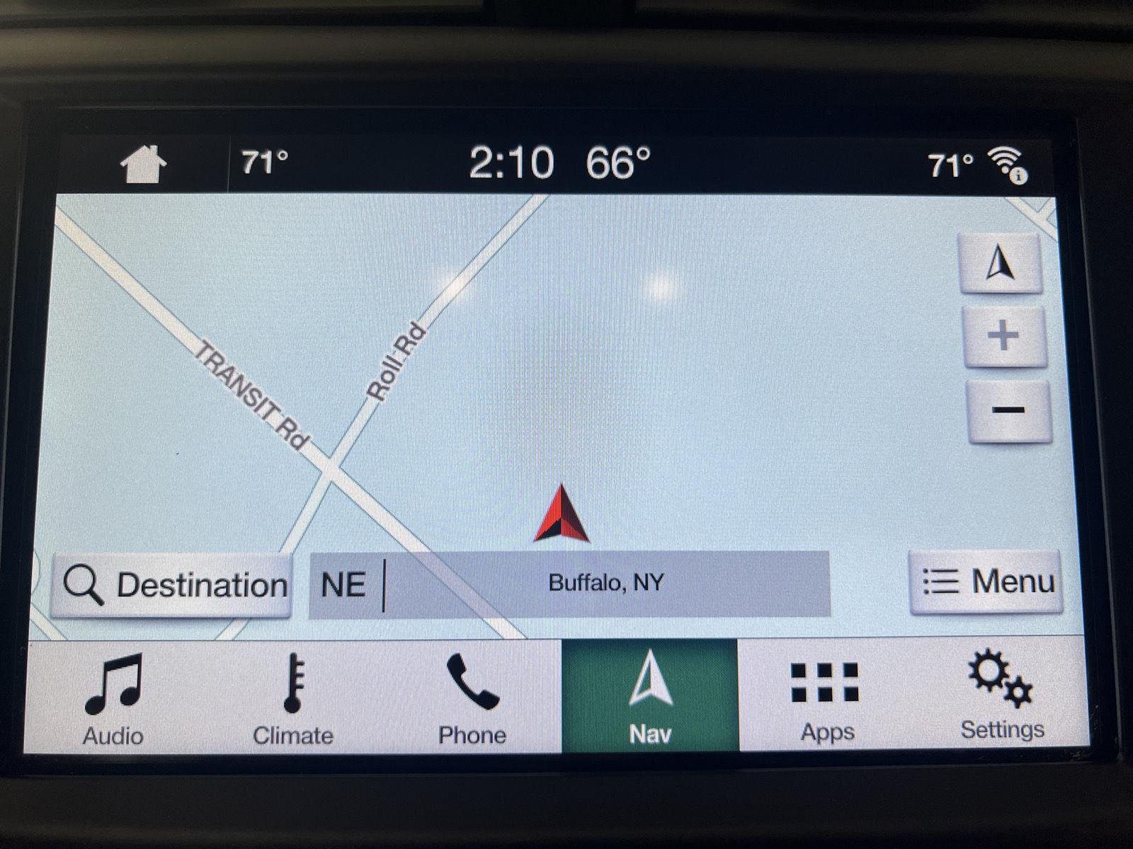 Used 2017 White Platinum Metallic Tri-Coat Ford Platinum image 22