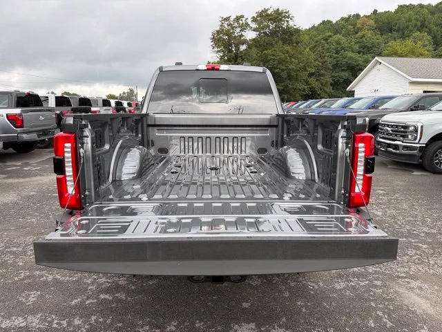 New 2026 Carbonized Gray Metallic Ford F-350® Lariat® image 51