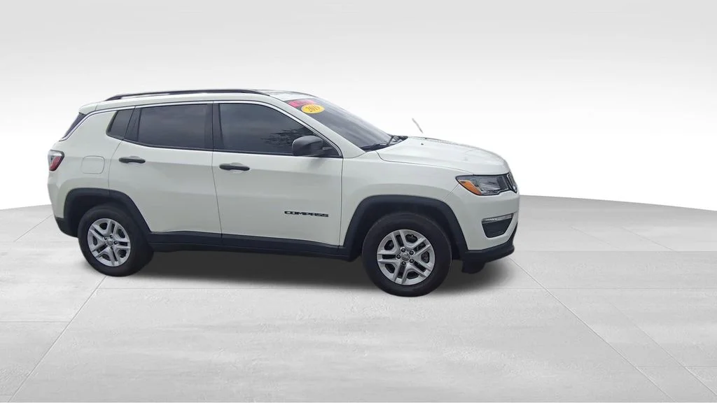 Used 2019 Jeep Compass Sport with VIN 3C4NJCAB3KT616382 for sale in Lewistown, MT