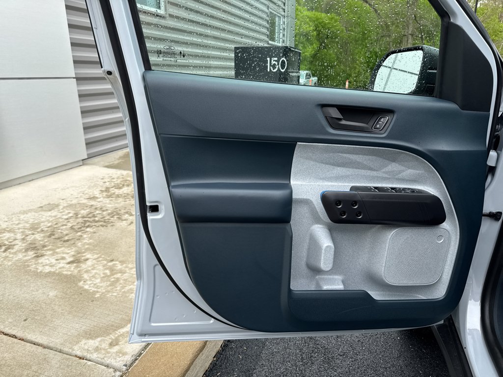 New 2026 Space White Metallic Ford XLT image 23
