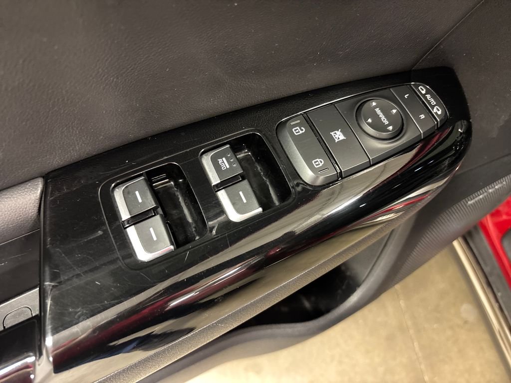 Used 2022 Red Kia SX image 24