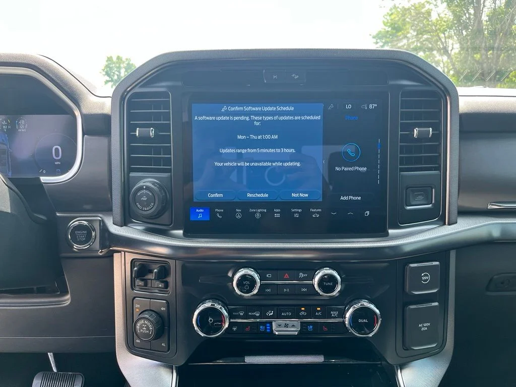 Used 2025 Gray Ford Platinum image 20
