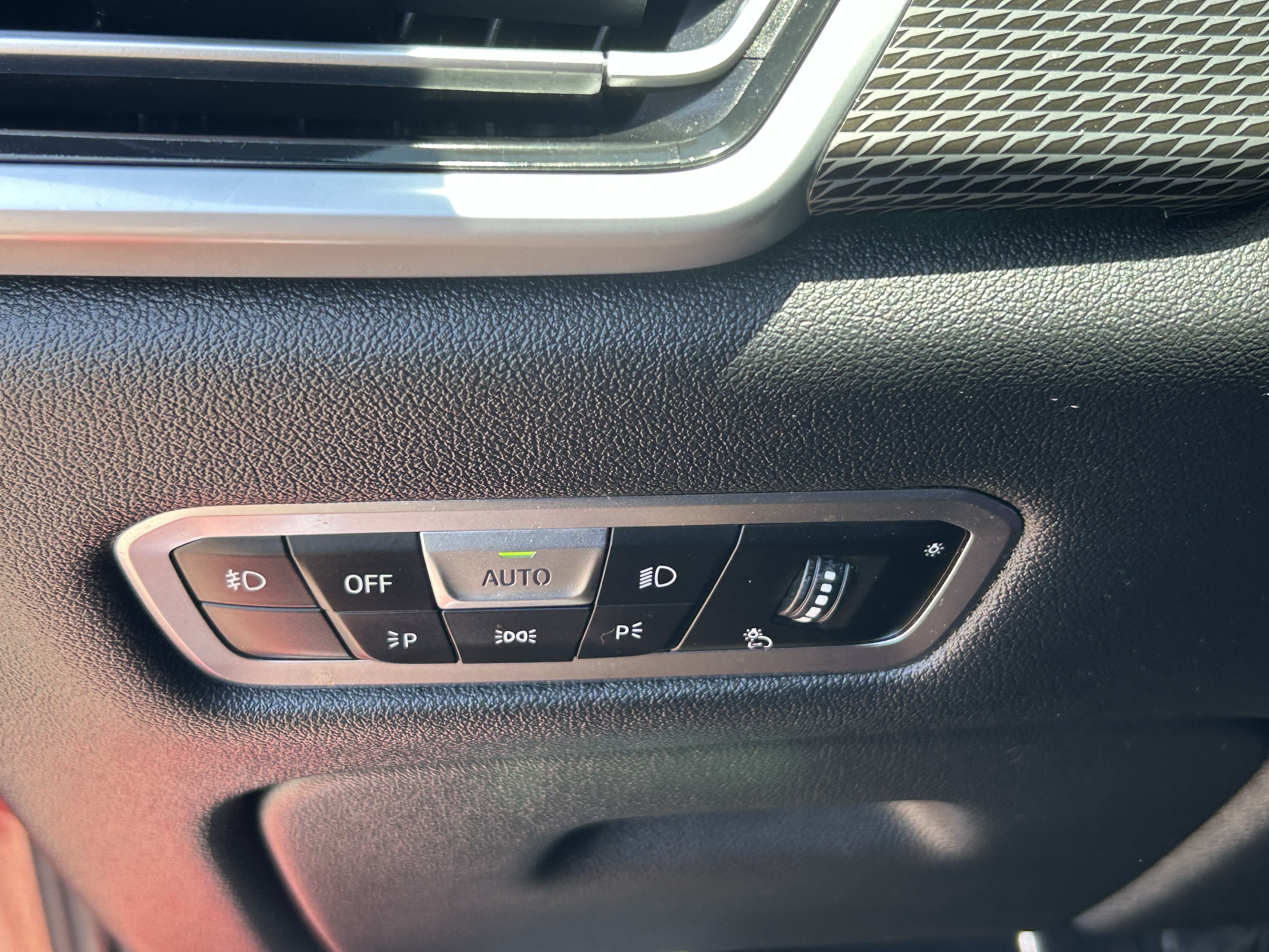 2021 BMW X6 40i - Photo 33