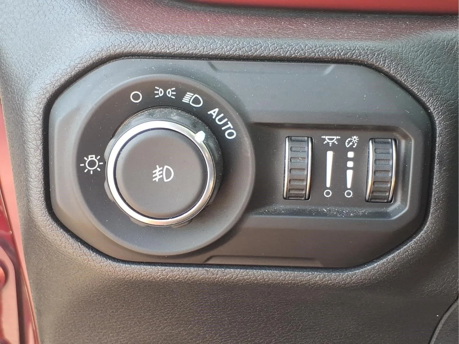 Used 2021 Snazzberry Pearlcoat Jeep Unlimited Rubicon image 19