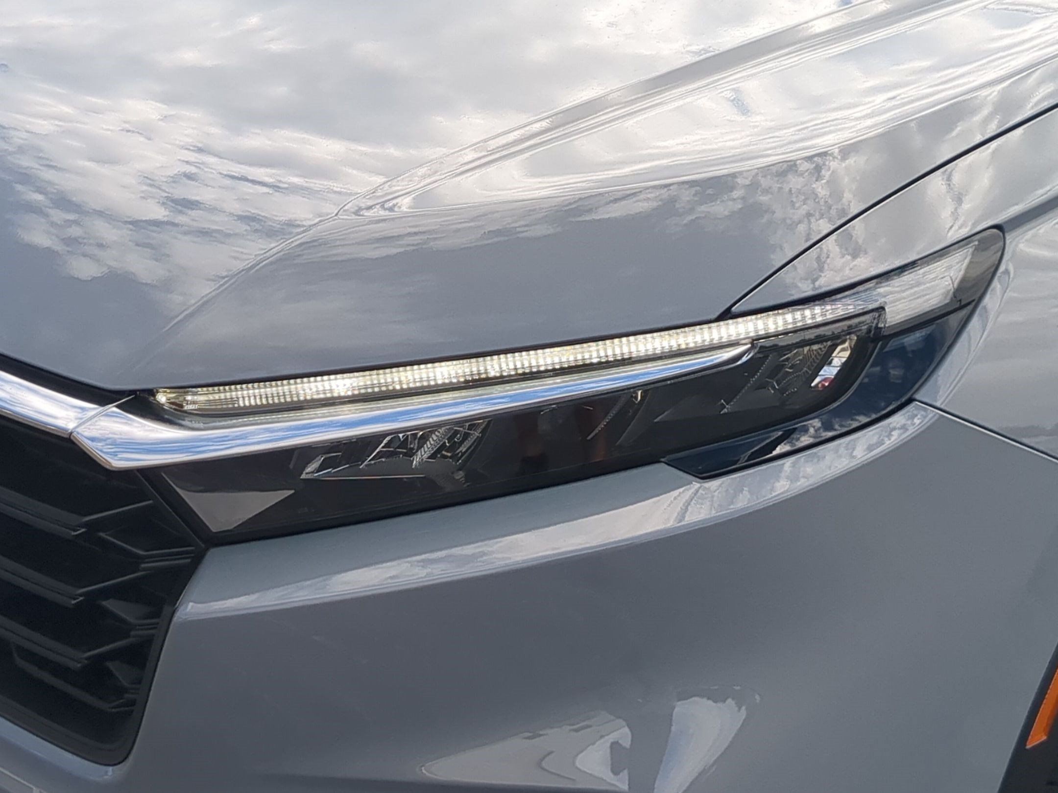 New 2026 Urban Gray Pearl Honda LX image 10