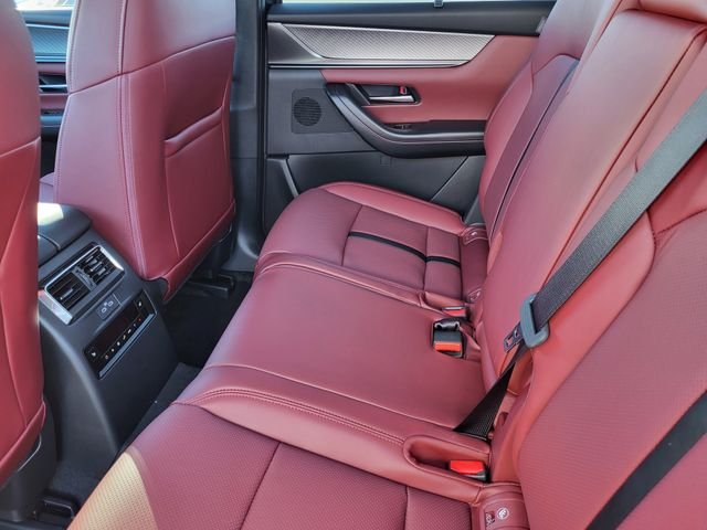 2026 Mazda CX-70 Premium Package - Photo 8