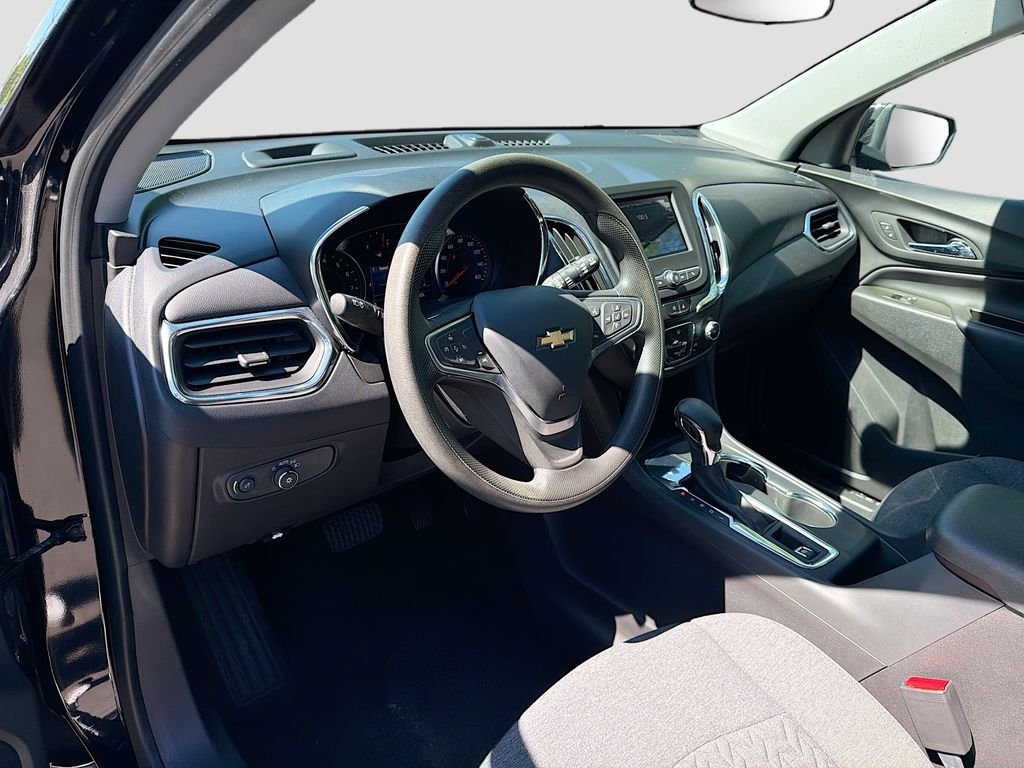 Used 2023 Mosaic Black Metallic Chevrolet LT image 9