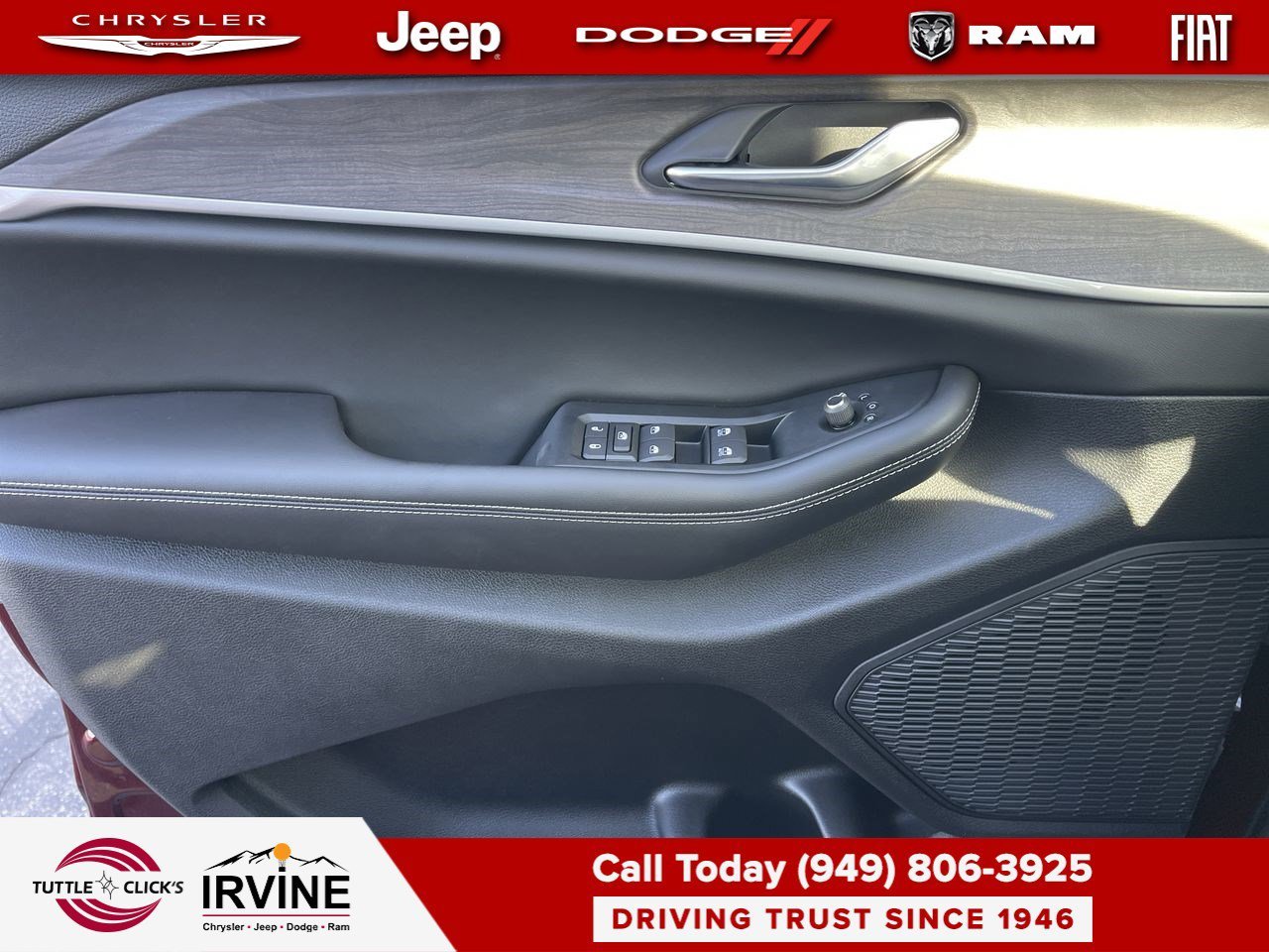 New 2026 Velvet Red Pearlcoat Jeep Laredo Altitude image 20