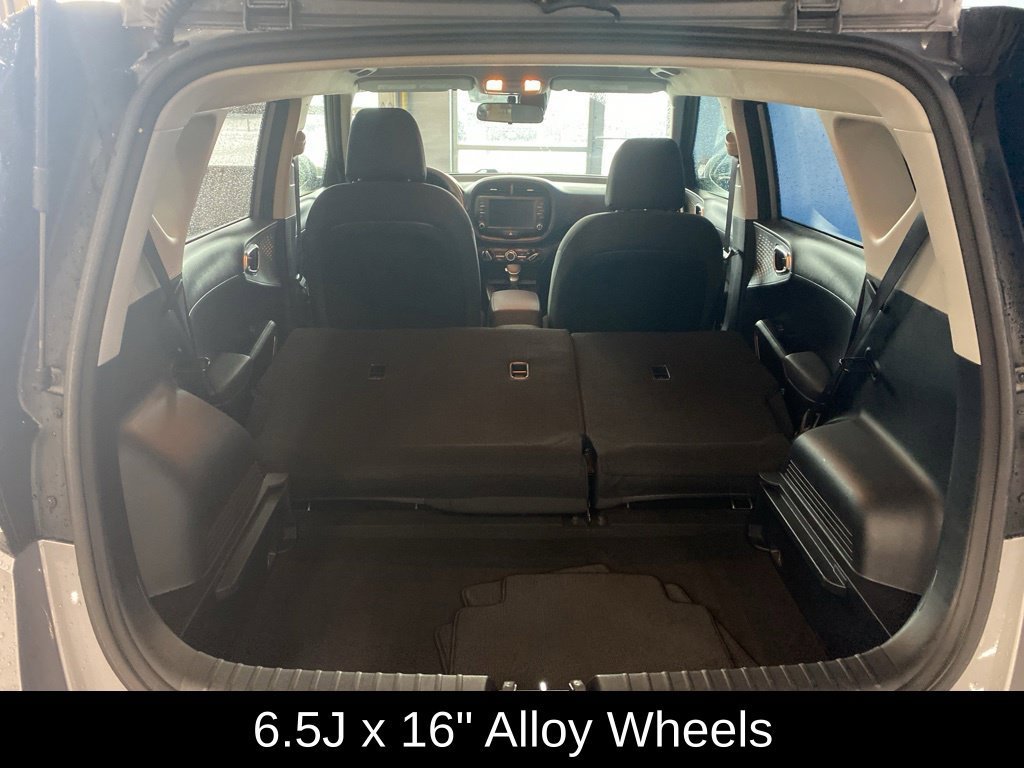 2025 Kia Soul LX - Photo 20