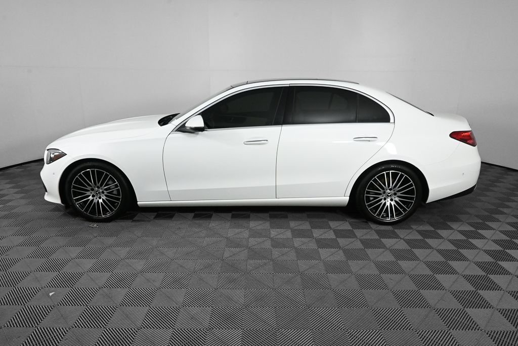Used 2022  Mercedes-Benz C 300 image 3